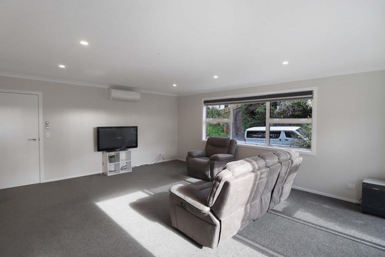 Photo of property in 11 Wilfred Street, Tawa, Wellington, 5028