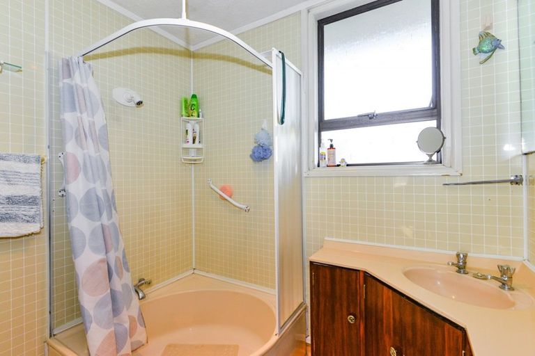 Photo of property in 218 Tudor Avenue, Mayfair, Hastings, 4122