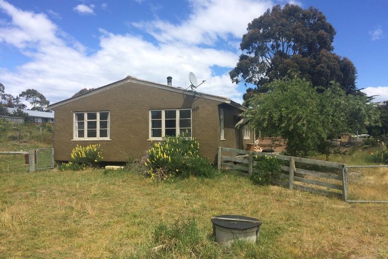 Photo of property in 19 Carnock Road, Harwood, Dunedin, 9077