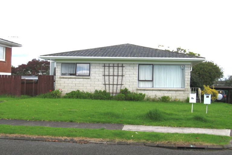 Photo of property in 2/8 Galsworthy Place, Bucklands Beach, Auckland, 2014