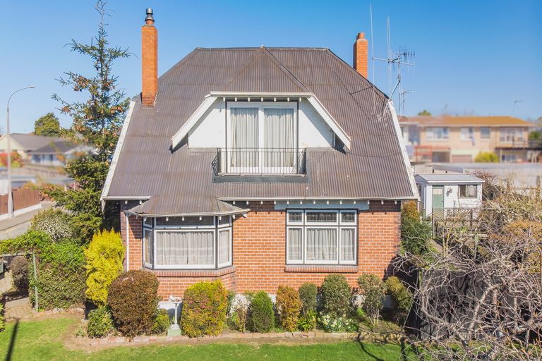 Photo of property in 20 Campbell Street, Maori Hill, Timaru, 7910