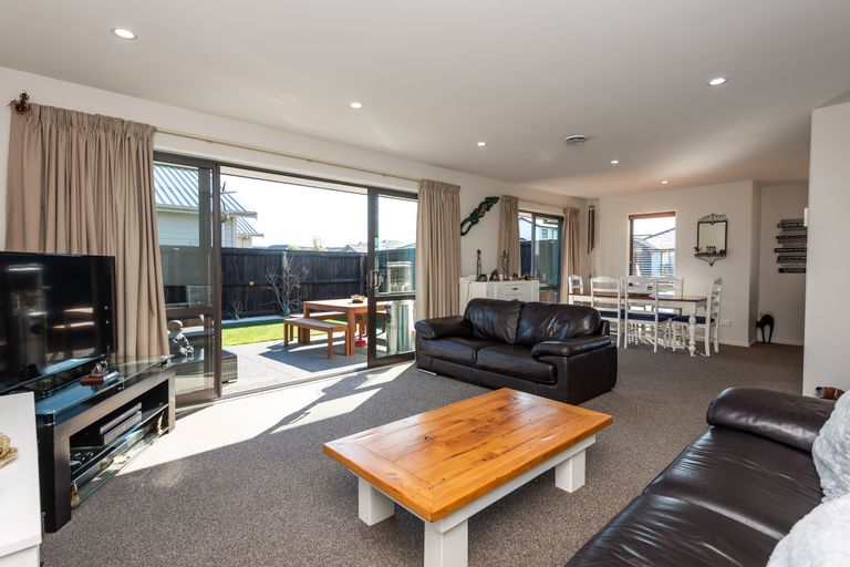 Photo of property in 8 Winfield Drive, Wigram, Christchurch, 8042