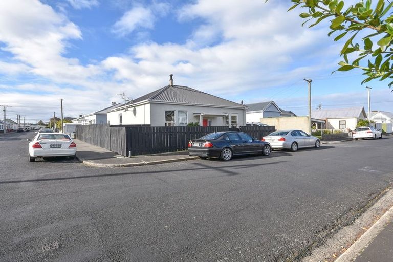 Photo of property in 35 Wesley Street, South Dunedin, Dunedin, 9012