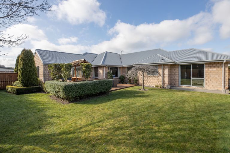Photo of property in 7 Applefield Court, Northwood, Christchurch, 8051