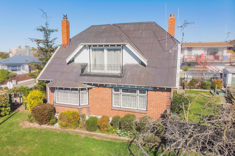 Photo of property in 20 Campbell Street, Maori Hill, Timaru, 7910
