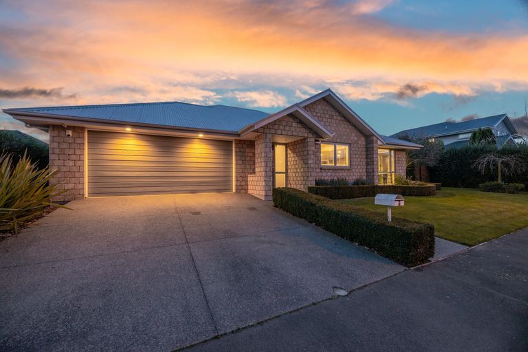 Photo of property in 7 Applefield Court, Northwood, Christchurch, 8051