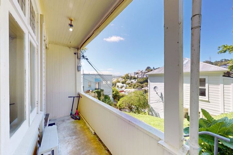 Photo of property in 21 Essex Street, Aro Valley, Wellington, 6021