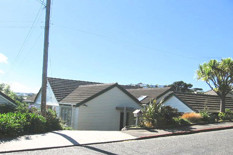 Photo of property in 37 Mysore Street, Khandallah, Wellington, 6035