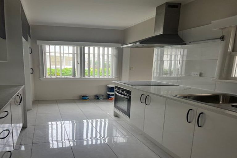 Photo of property in 8 Hamilton Road, Papatoetoe, Auckland, 2025