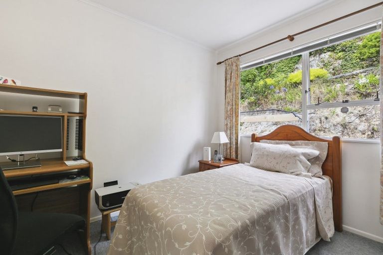 Photo of property in 56 Fyvie Avenue, Tawa, Wellington, 5028