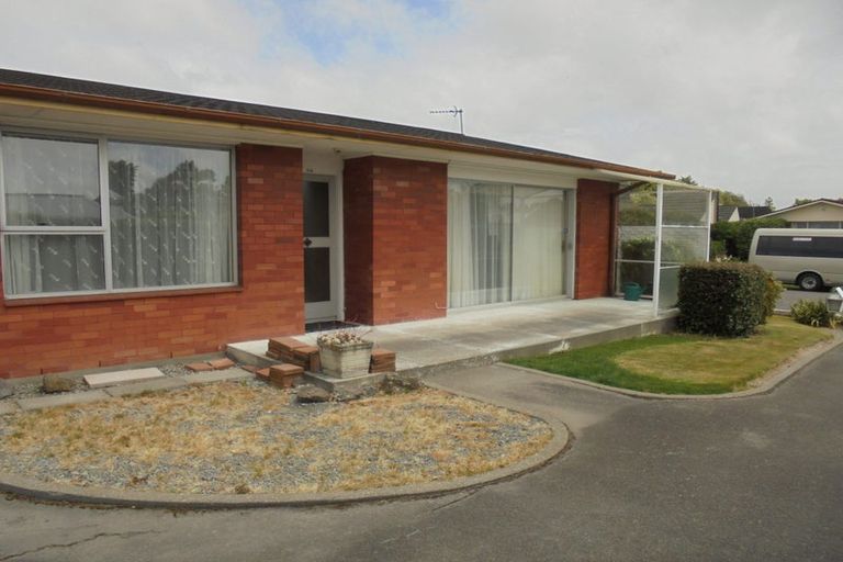 Photo of property in 1/31 Guinness Crescent, Ilam, Christchurch, 8041