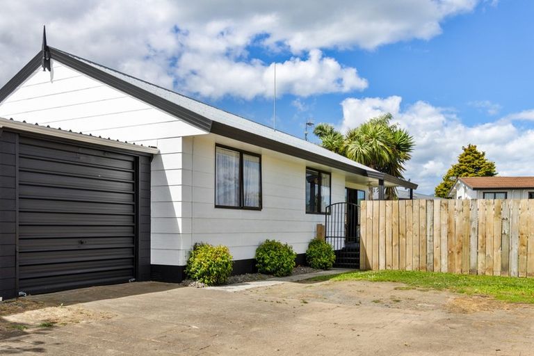 Photo of property in 135b Windermere Drive, Poike, Tauranga, 3112
