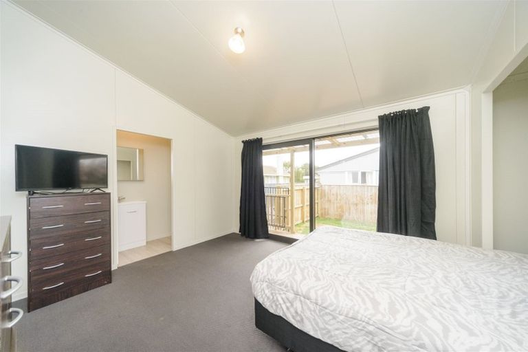 Photo of property in 3b Duff Crescent, Highbury, Palmerston North, 4412