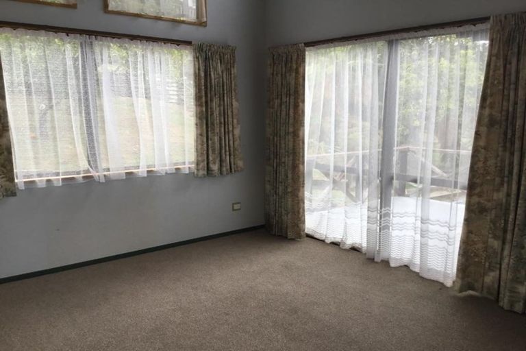 Photo of property in 50-52 The Esplanade, Omokoroa, 3114