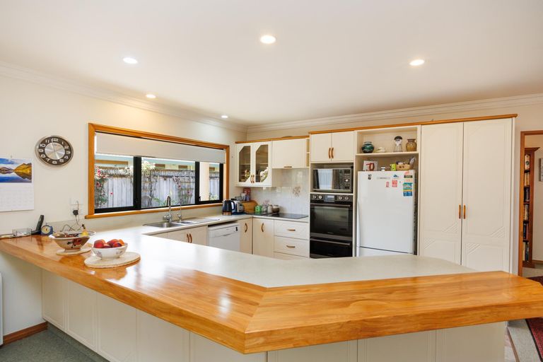 Photo of property in 18 Airport Drive, Milson, Palmerston North, 4414