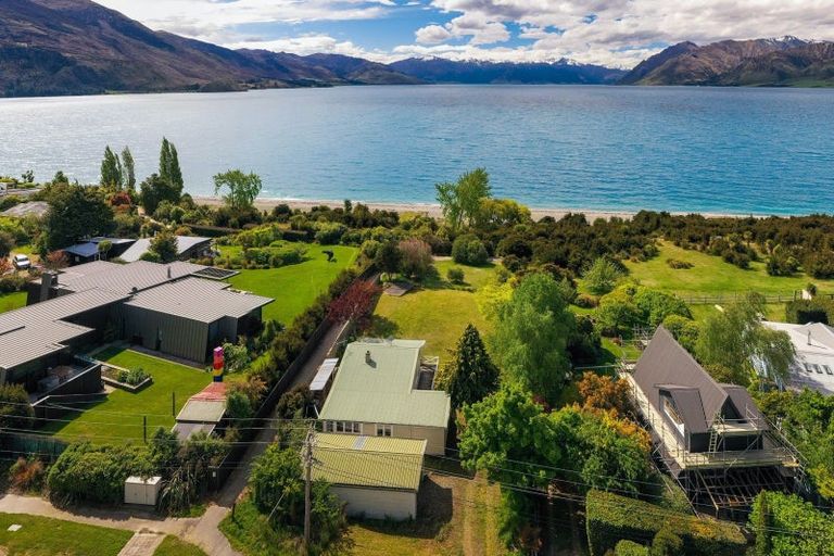 Photo of property in 66 Lakeview Terrace, Lake Hawea, Wanaka, 9382