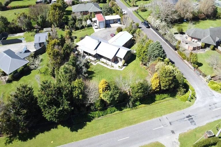 Photo of property in 19 Kew Road, Westport, 7825