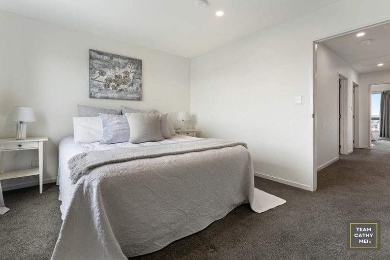 Photo of property in 6 Papa Takaro Lane, Flat Bush, Auckland, 2019