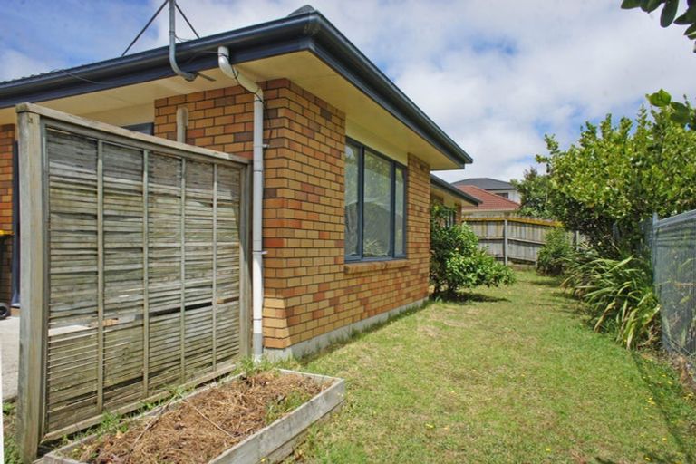 Photo of property in 13 Raphoe Road, Flat Bush, Auckland, 2019