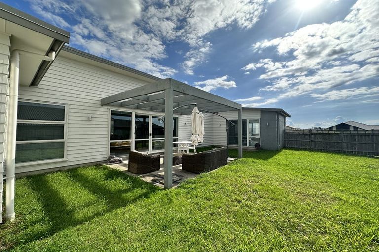 Photo of property in 20 Lydiard Place, Beachlands, Auckland, 2018