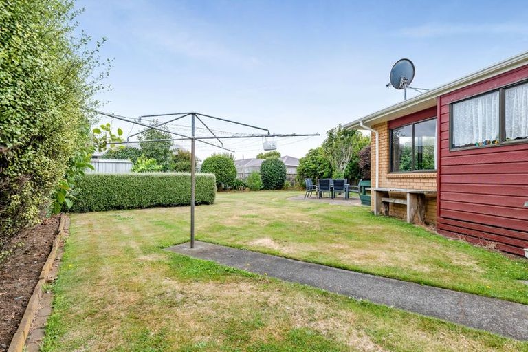 Photo of property in 1 Albert Street, Hawera, 4610