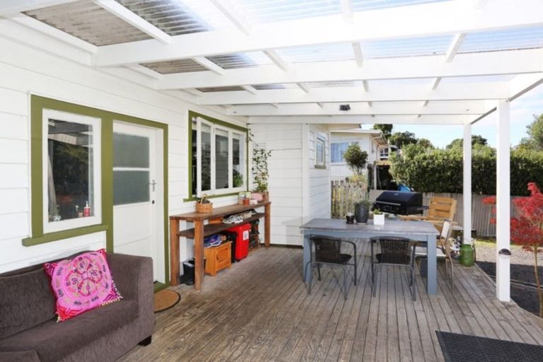 Photo of property in 31 Victoria Avenue, Waiuku, 2123