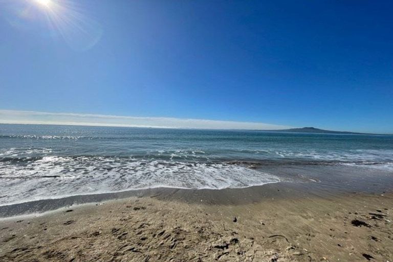 Photo of property in 59 Milford Road, Milford, Auckland, 0620