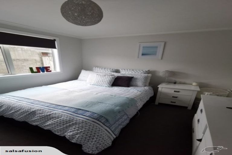 Photo of property in 40d Leighton Avenue, Waiwhetu, Lower Hutt, 5010