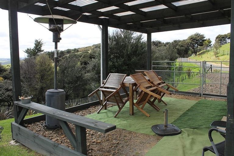 Photo of property in 797b Tinopai Road, Tinopai, 0593