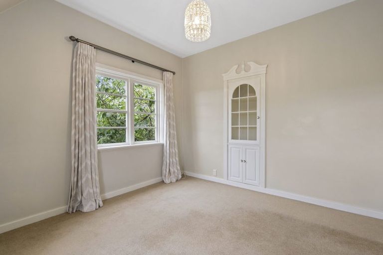 Photo of property in 1 Homewood Avenue, Karori, Wellington, 6012