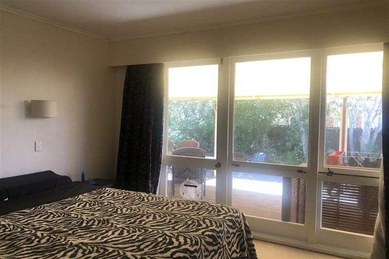 Photo of property in 95 Ocean View Road, Hillcrest, Auckland, 0627