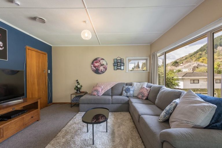 Photo of property in 121 Waimea Road, Nelson South, Nelson, 7010