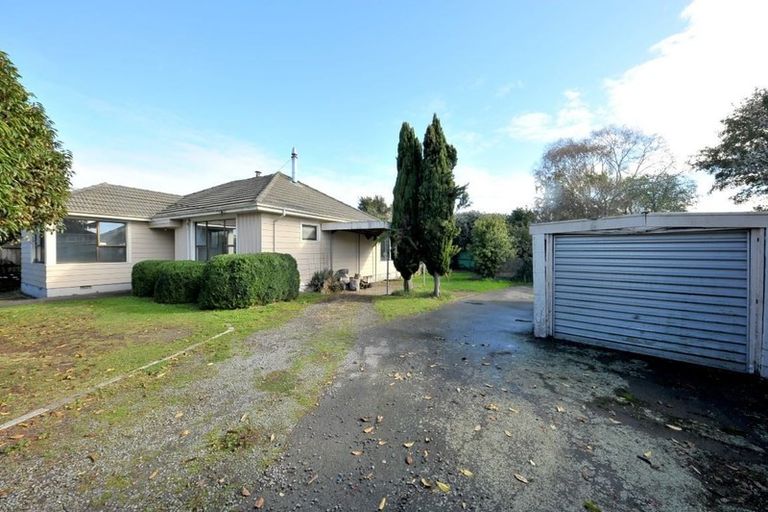 Photo of property in 35 Mcgregors Road, Bromley, Christchurch, 8062