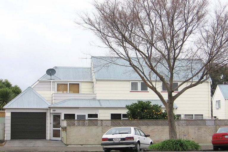 Photo of property in 454-460 Church Street, Palmerston North, 4410