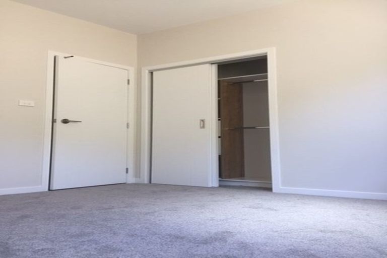 Photo of property in 80 Armstrong Farm Drive, East Tamaki Heights, Auckland, 2016