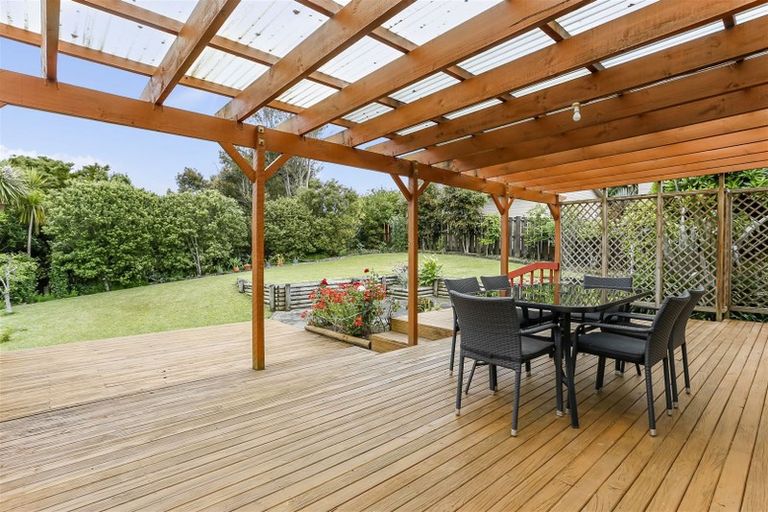 Photo of property in 10 Ceramco Place, Torbay, Auckland, 0630