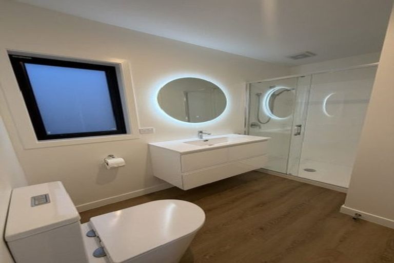 Photo of property in 3a Astrolabe Place, Gulf Harbour, Whangaparaoa, 0930