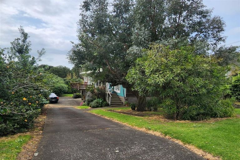 Photo of property in 2 Shortt Avenue, Mangere Bridge, Auckland, 2022