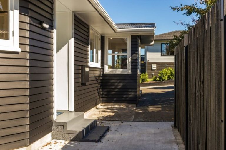 Photo of property in 1 Noble Street, Waiuku, 2123