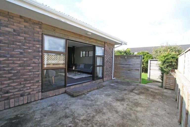 Photo of property in 18 Lantana Avenue, Bell Block, New Plymouth, 4312