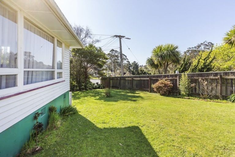 Photo of property in 15 Main Road, Tawa, Wellington, 5028