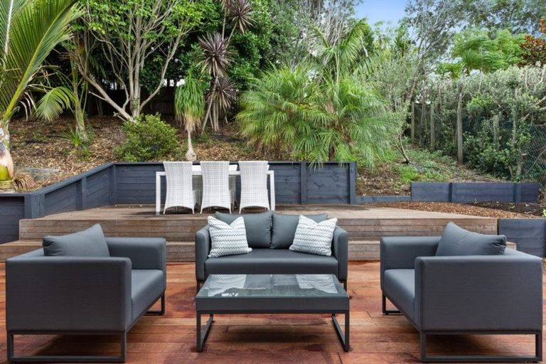 Photo of property in 18 Langana Avenue, Browns Bay, Auckland, 0630