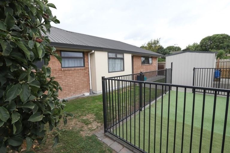 Photo of property in 16 Bouverie Crescent, Flagstaff, Hamilton, 3210