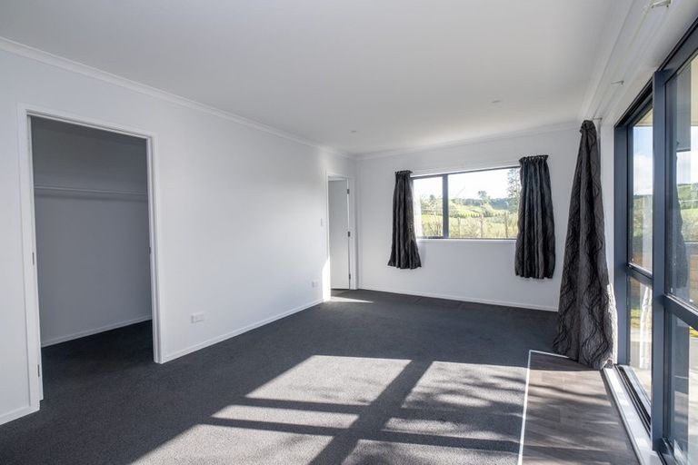 Photo of property in 254 Cross Road, Te Popo, Stratford, 4394