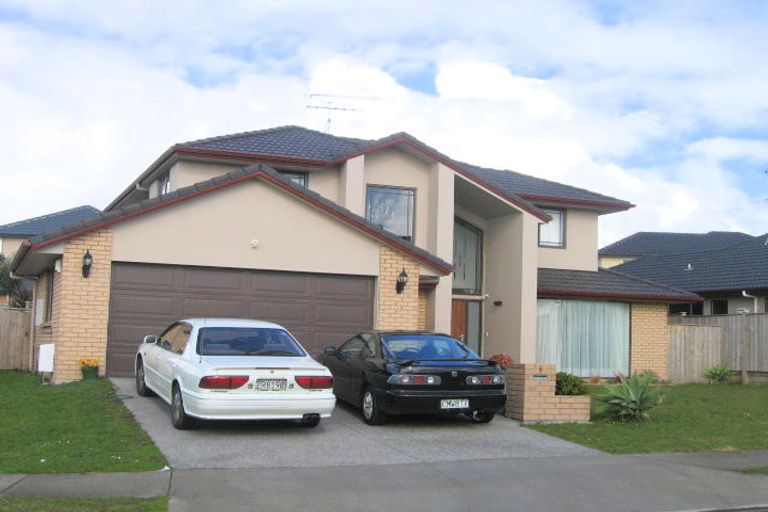 Photo of property in 6 Walter Haddrell Crescent, Flat Bush, Auckland, 2016