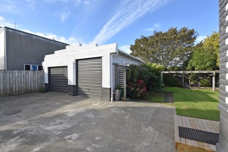 Photo of property in 17 Ritchie Street, Richmond, Invercargill, 9810