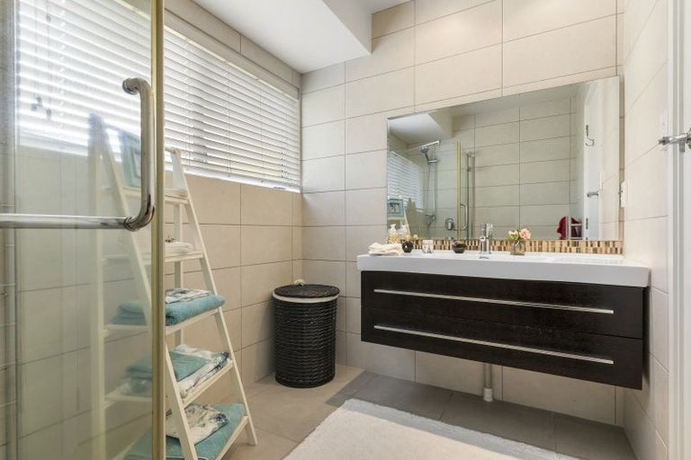 Photo of property in 3/30 Hattaway Avenue, Bucklands Beach, Auckland, 2012