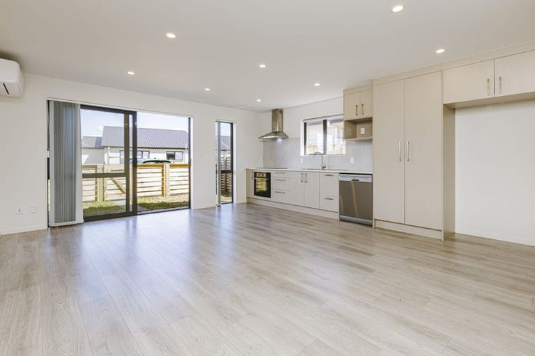 Photo of property in 4b Auranga Drive, Karaka, Papakura, 2113