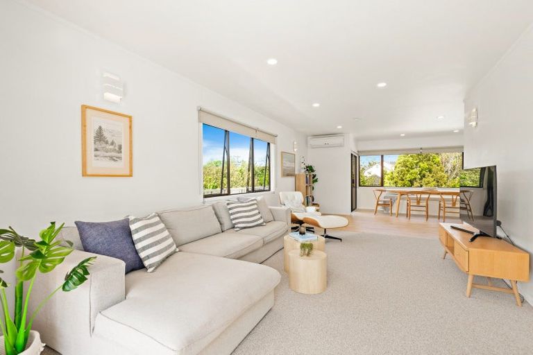 Photo of property in 37 Harbour View Road, Point Wells, Warkworth, 0986