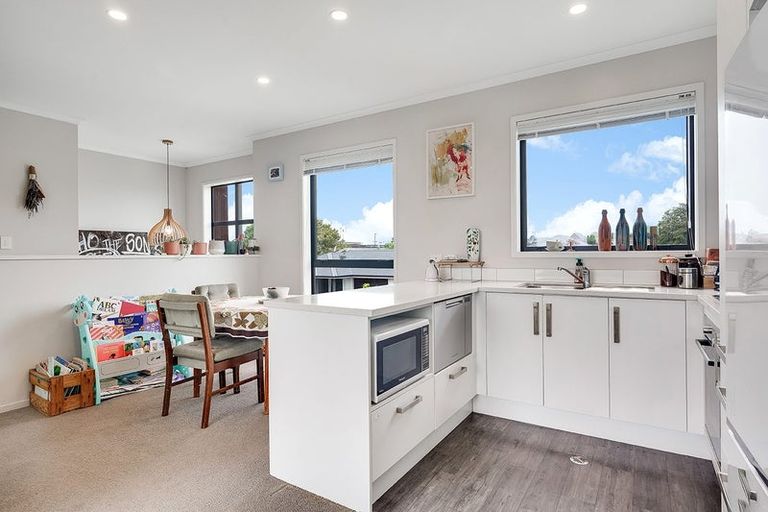 Photo of property in 9/37 North Ridge Drive, Rototuna North, Hamilton, 3210